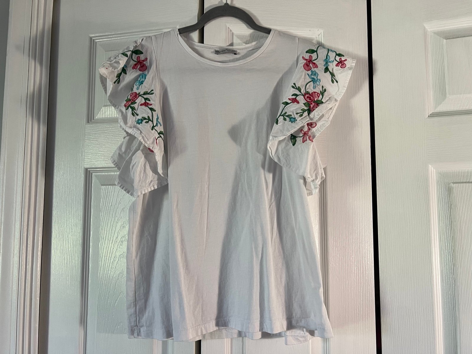 floor price ZARA White T-shirt with Floral Embroidery (L) LH8HorD1x best sale