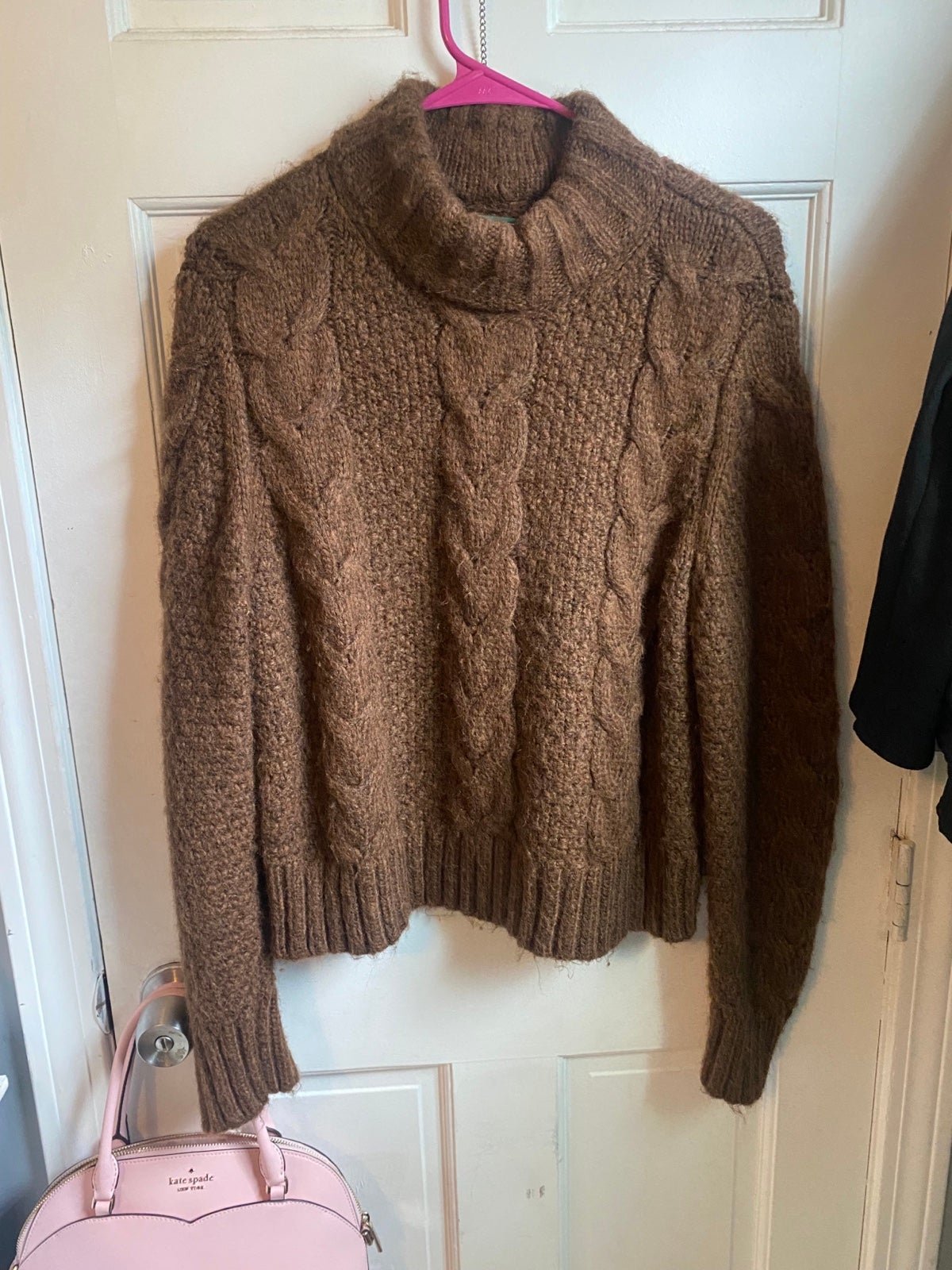Factory Direct  American Eagle Turtle neck sweater Lg K