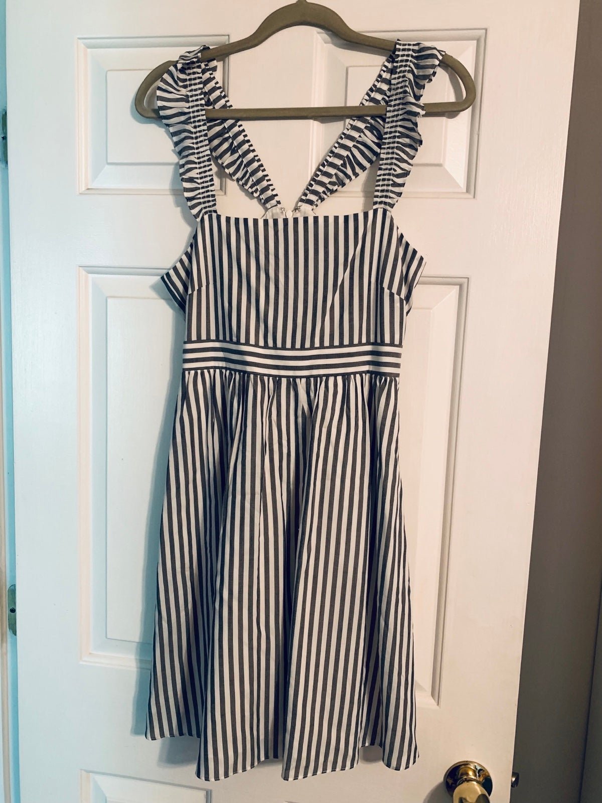 high discount Ladies Madewell Striped Ruffle-Strap Empire Dress Lined Gray White Size 4 ftV9PDShY Buying Cheap