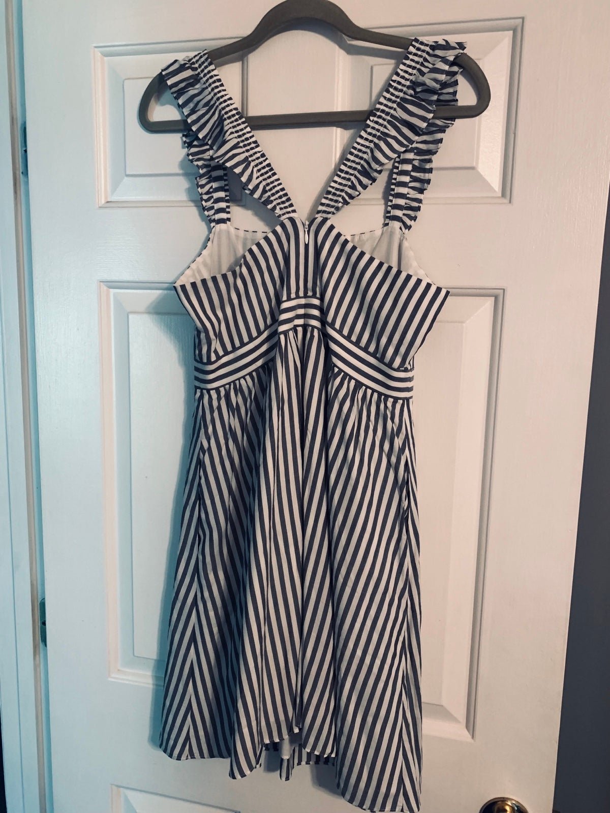 high discount Ladies Madewell Striped Ruffle-Strap Empire Dress Lined Gray White Size 4 ftV9PDShY Buying Cheap