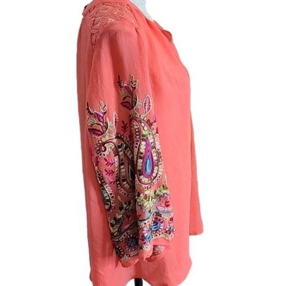 Authentic Zac & Rachel boho coral tunic with embroidered sleeves, size 1X OjTE39lMs US Sale