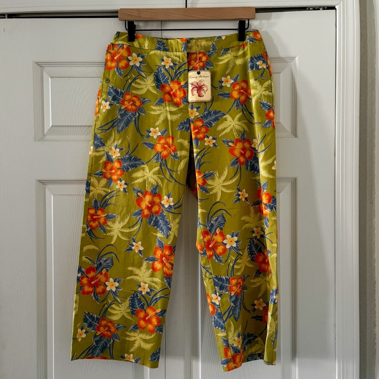 High quality NWT Tommy Bahama Tropical  Crop Ankle Pant