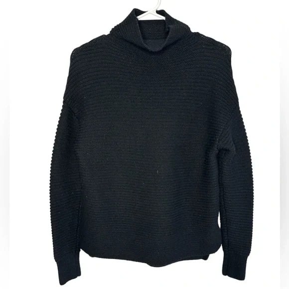 Simple ATHLETA Extra Fine Merino Wool Black Sweater o8c