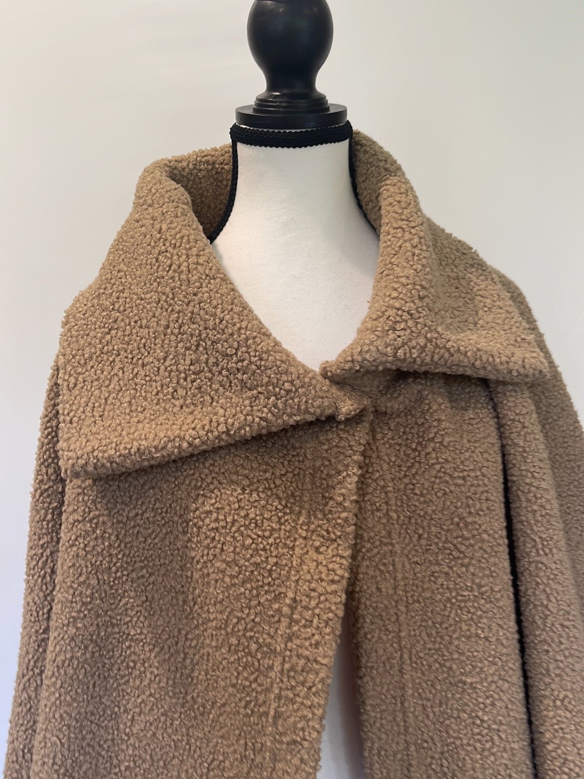 large selection Anthropologie Sherpa Cape poncho n3XO7Vyna Great