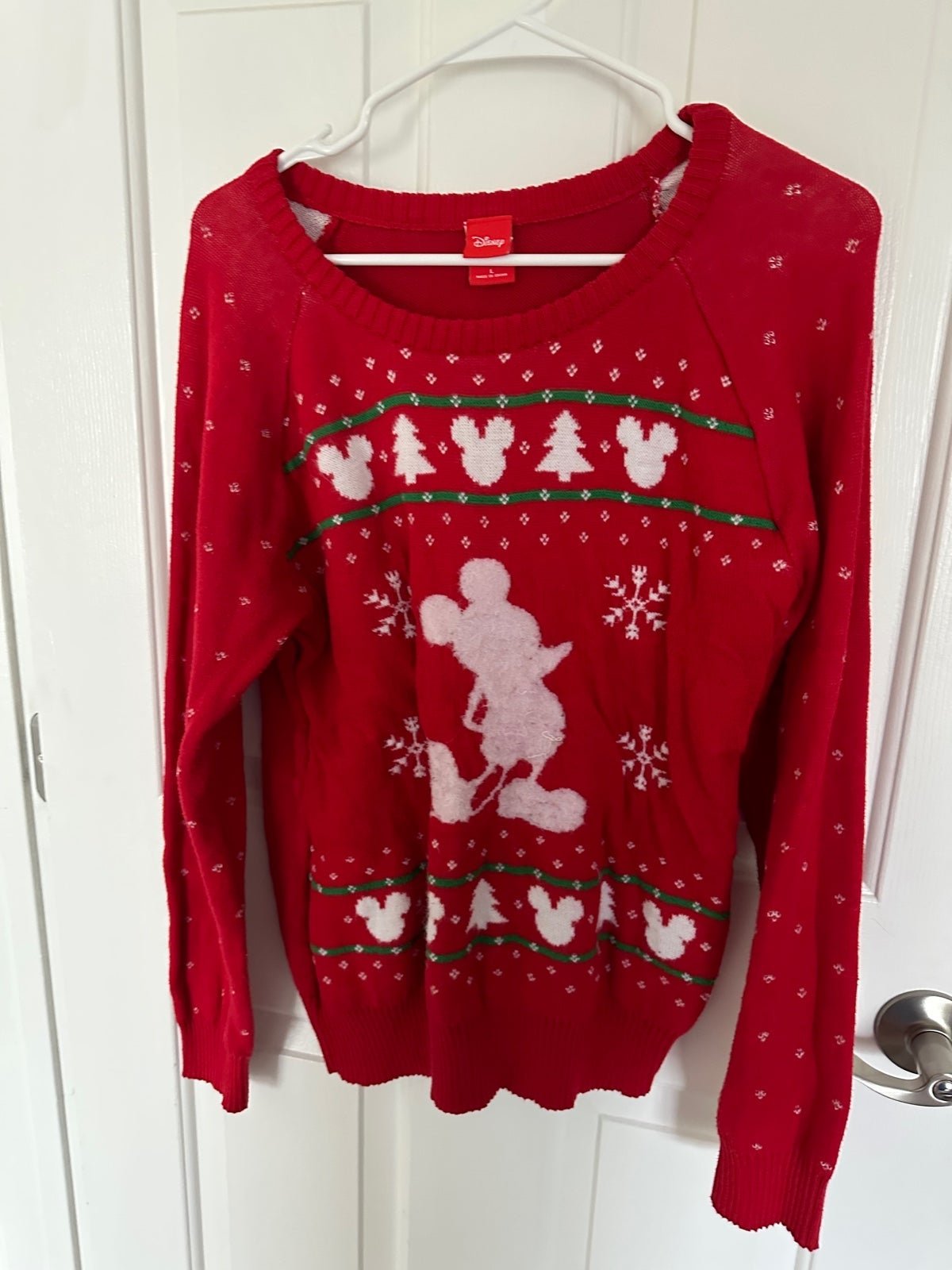 The Best Seller Disney Christmas Sweater i6HmCZsQd best