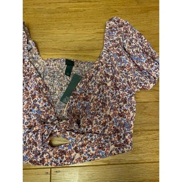Latest  NWT Wild Fable, women’s floral cropped, low cut with peekaboo tied front small MOWs05FAq for sale