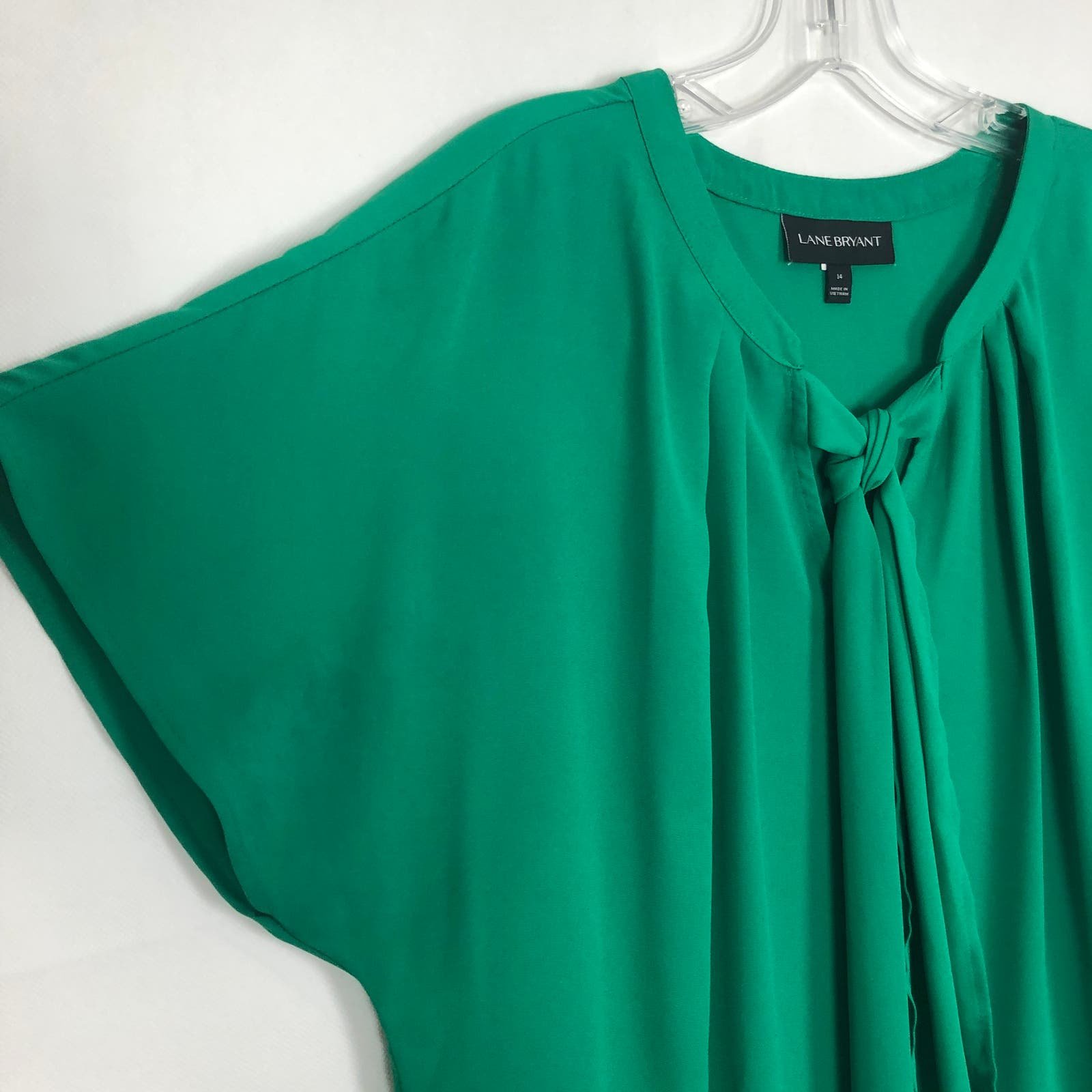 the Lowest price Lane Bryant Green Short Sleeve V-Neck Top Size 14 jFmEznj1X Factory Price