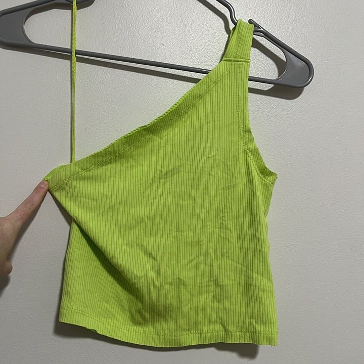 Great Urban Outfitters NWT Neon Green Ribbed One Should