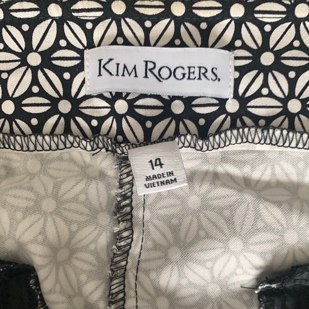 Great Kim Rogers Black & White Floral Carpri Pants Size 14 nXtVsJ8pd Discount