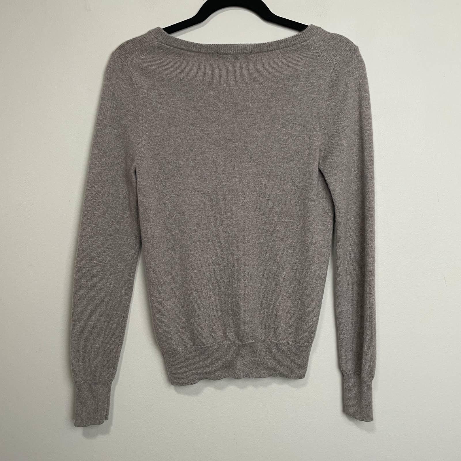 Buy Uniqlo Cashmere V Neck Long Sleeve Pull Over Sweater Brown Tan OJpnWSVgp Novel 