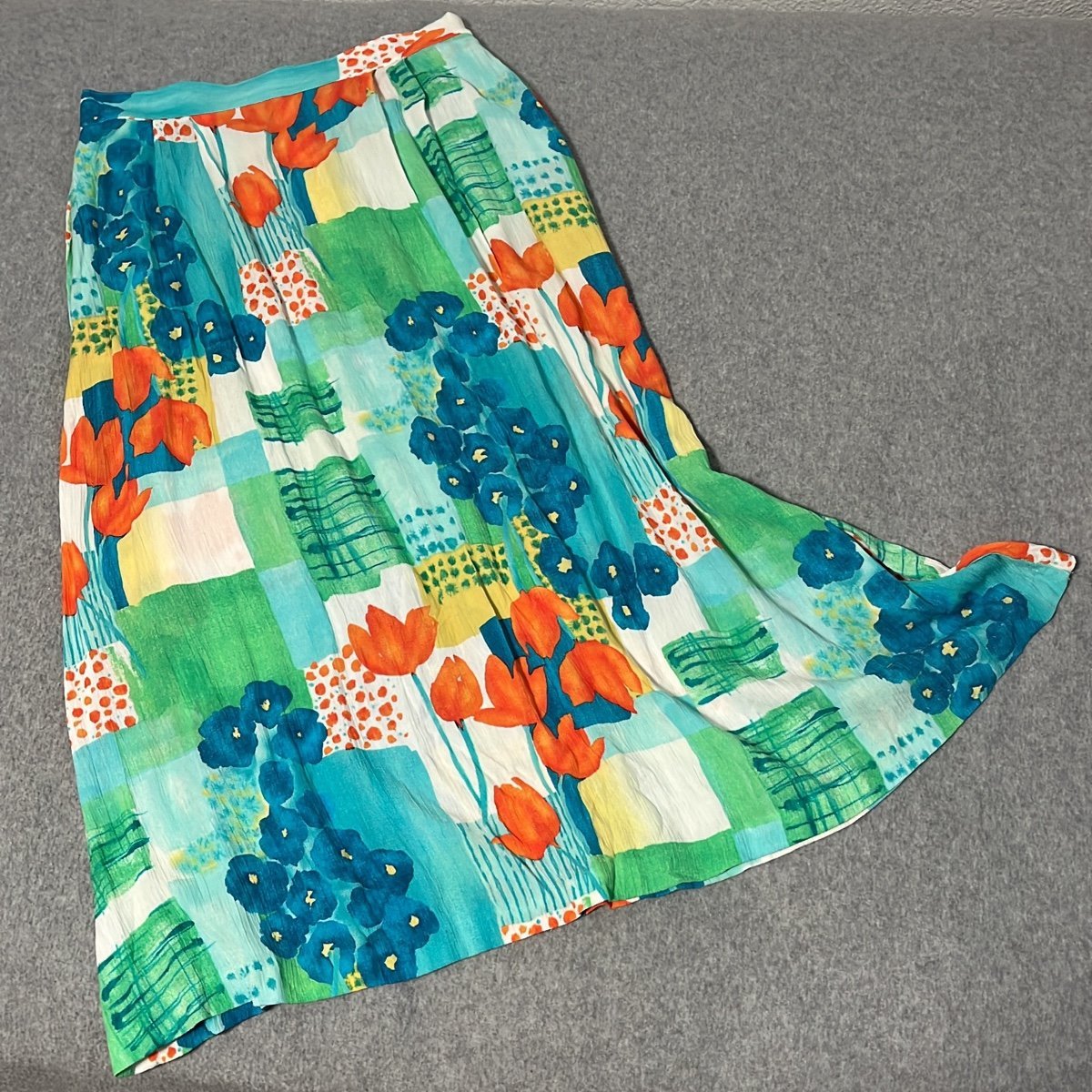Exclusive Vintage Y2K 90s Midi Floral Skirt Medium Peti
