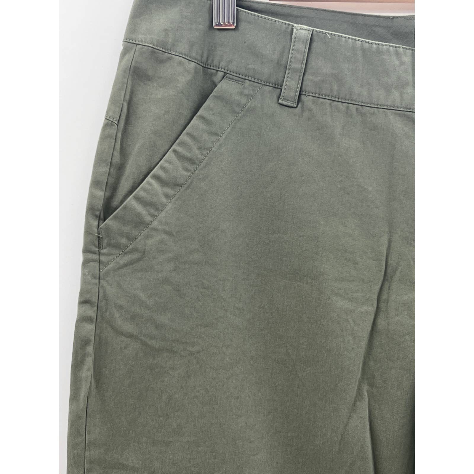 Perfect Columbia Olive Green Flat Front Capri Pants- 12 h952Aq7cc Wholesale