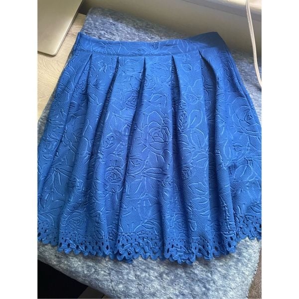 floor price Miami Made in the USA Medium Blue Knee Length Floral Skirt KseLRqnbc High Quaity