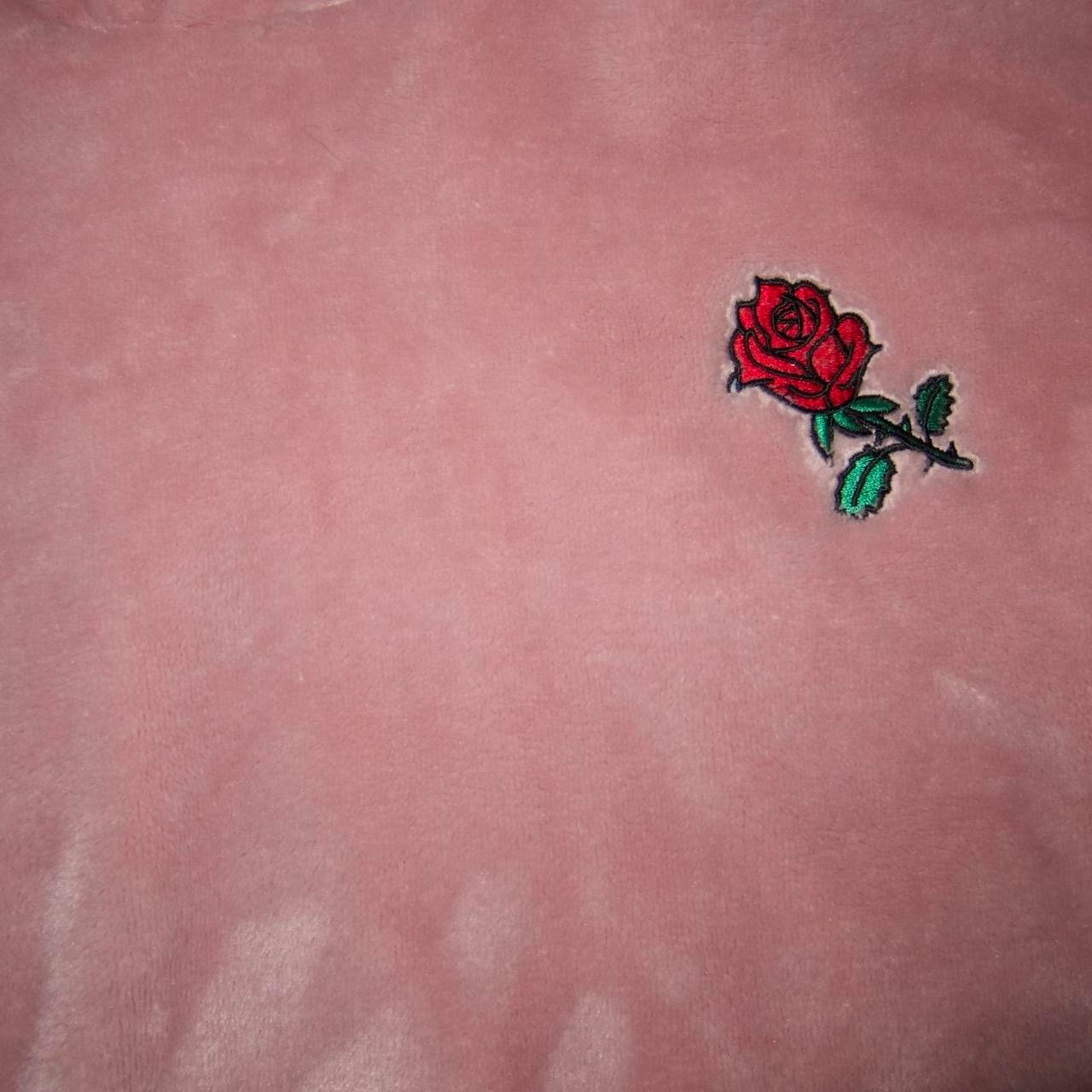 Comfortable Fuzzy Rose Embroidered Cropped drawstring sweatshirt isJot7qJ5 no tax