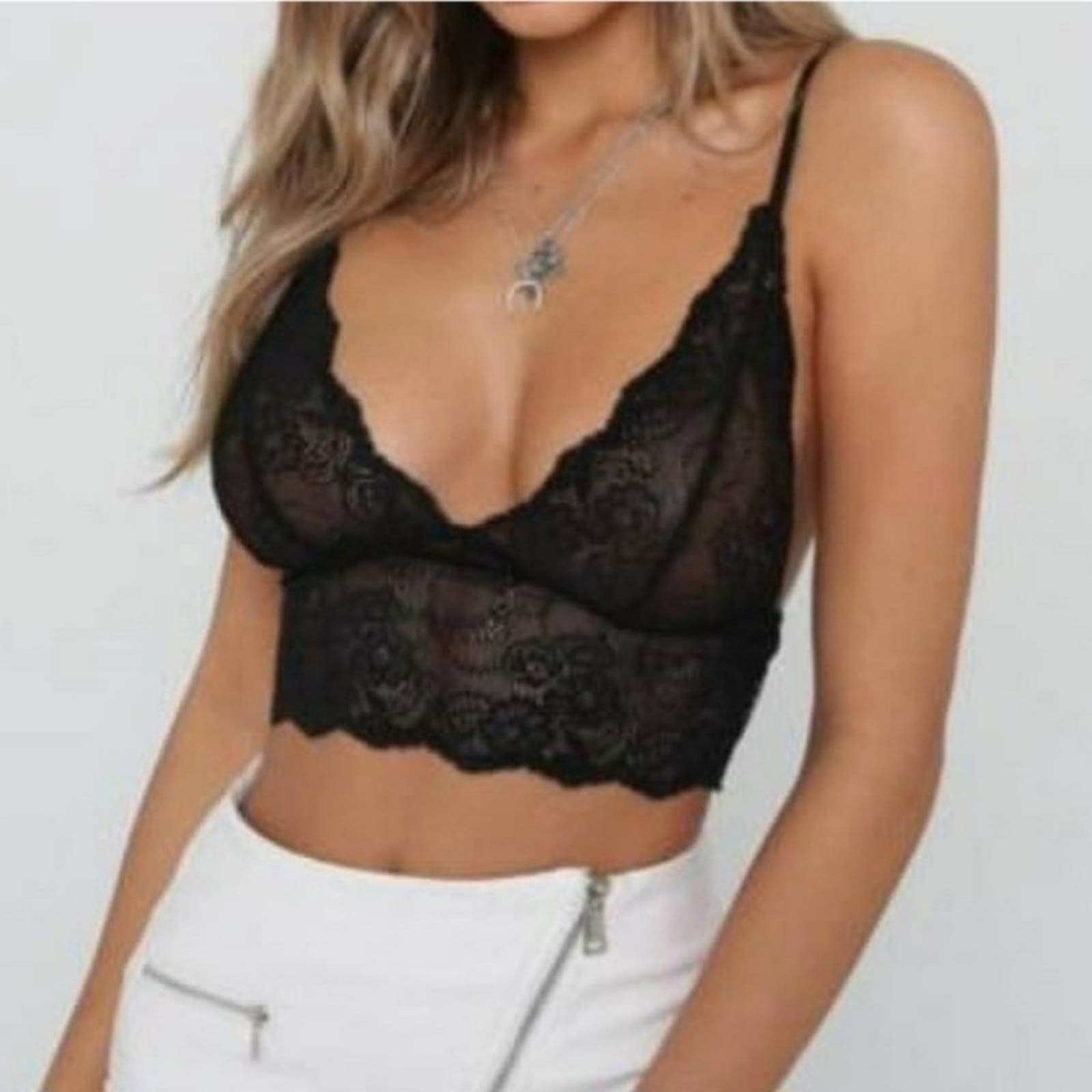 Simple Women´s Black Sexy Sheer Lace V-neck Spaghetti Strap Crop Top Cami Vest Bra SM nFIsxGuES US Outlet