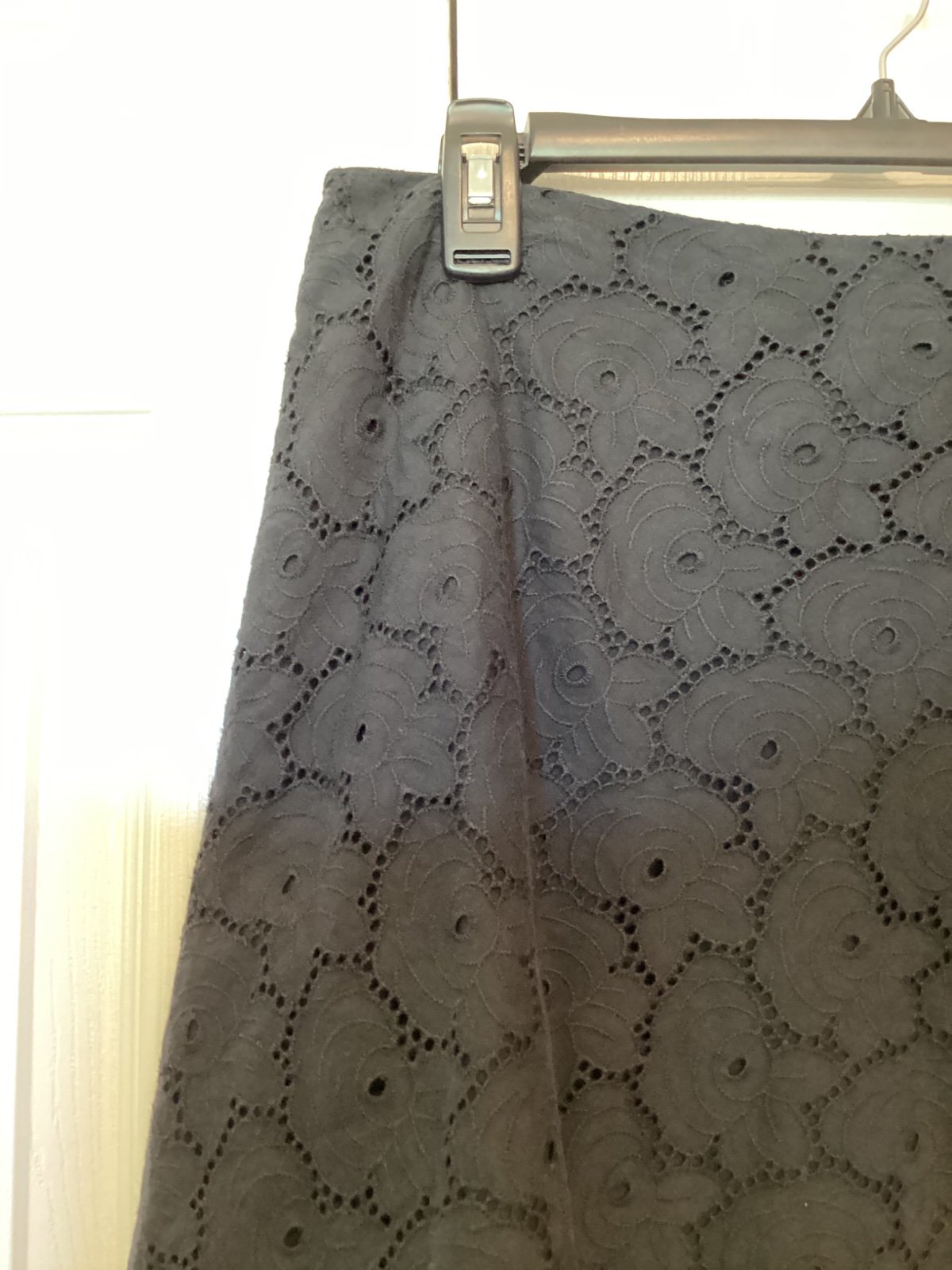Elegant Autograph New York Size 8 Black Rose Patterned Skirt MU805uONk Cheap