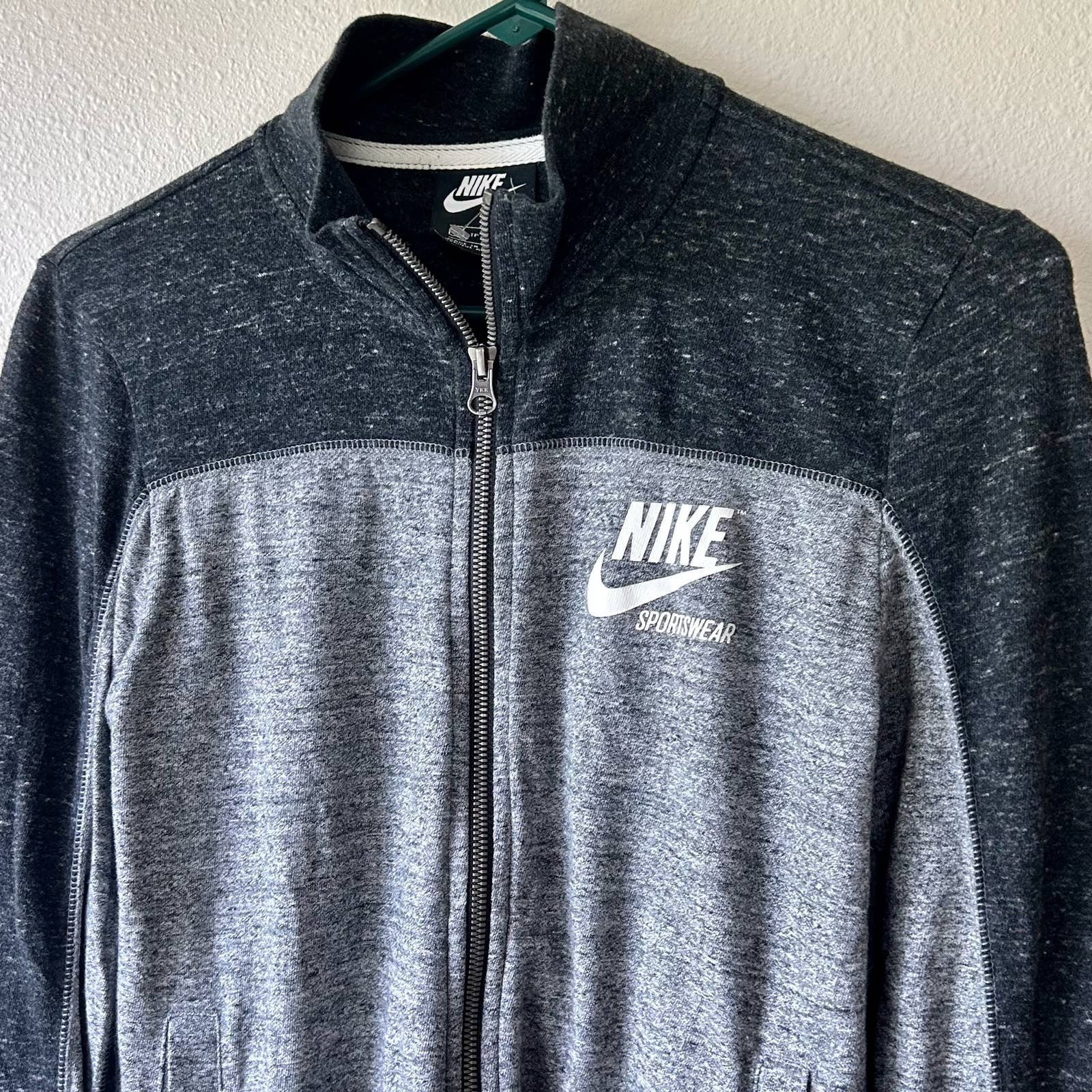 the Lowest price Nike sports wear warm up zip black gray jacket size XSmall nQVBYAefs no tax