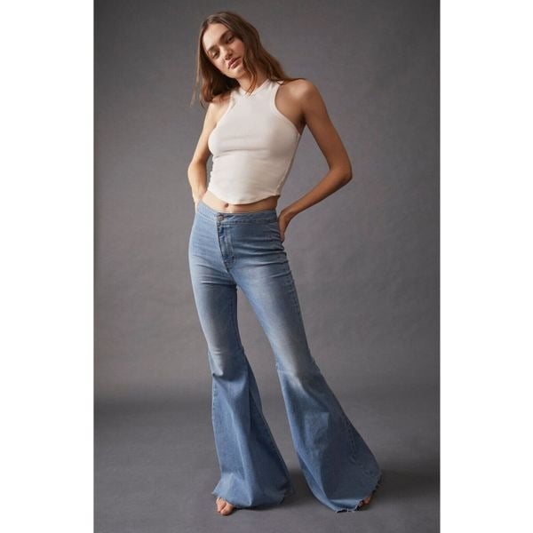 reasonable price Free People Just Float On Flare Jeans Love Letters Size 26 OB589583 kFXCrKjhM Hot Sale