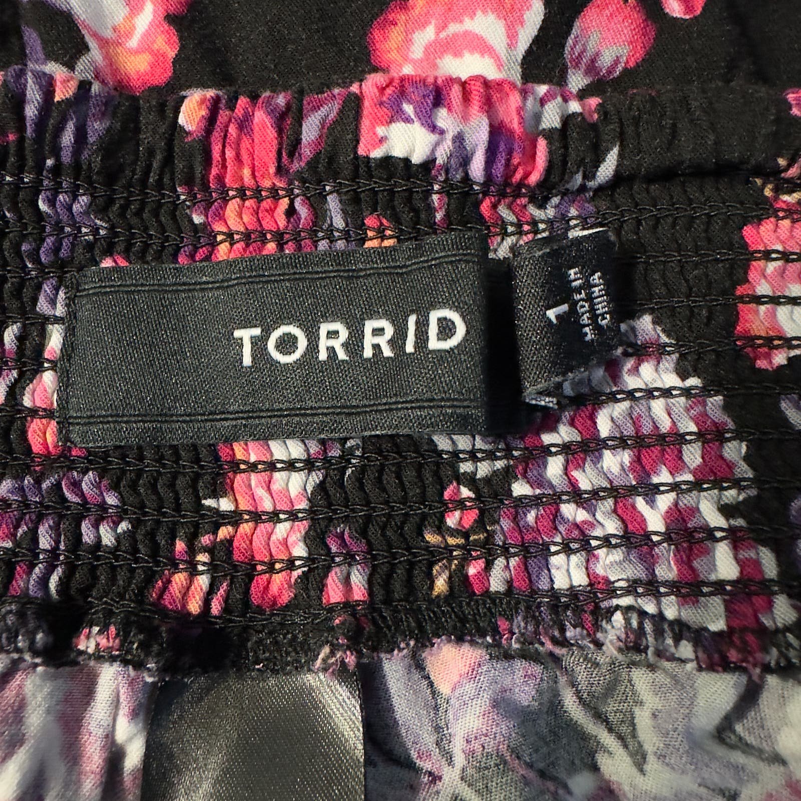 good price Torrid Smocked Short Stretch Challis Floral Black Women´s Plus Size 1/1X mTm1HB57u Counter Genuine 