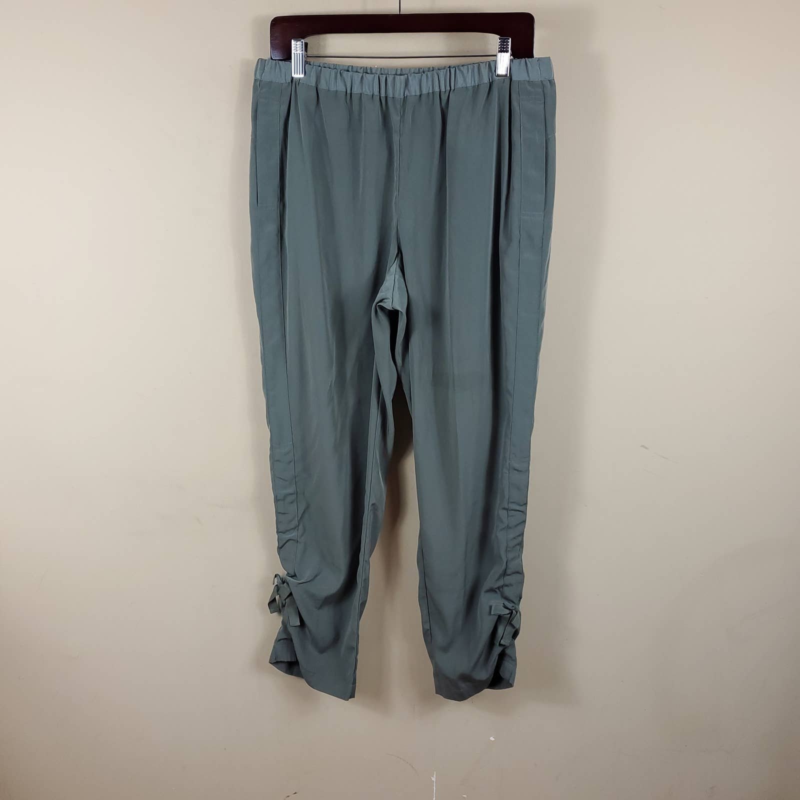 Beautiful Chicos Green Pull-on Tab Pants Size M fIpcCNx