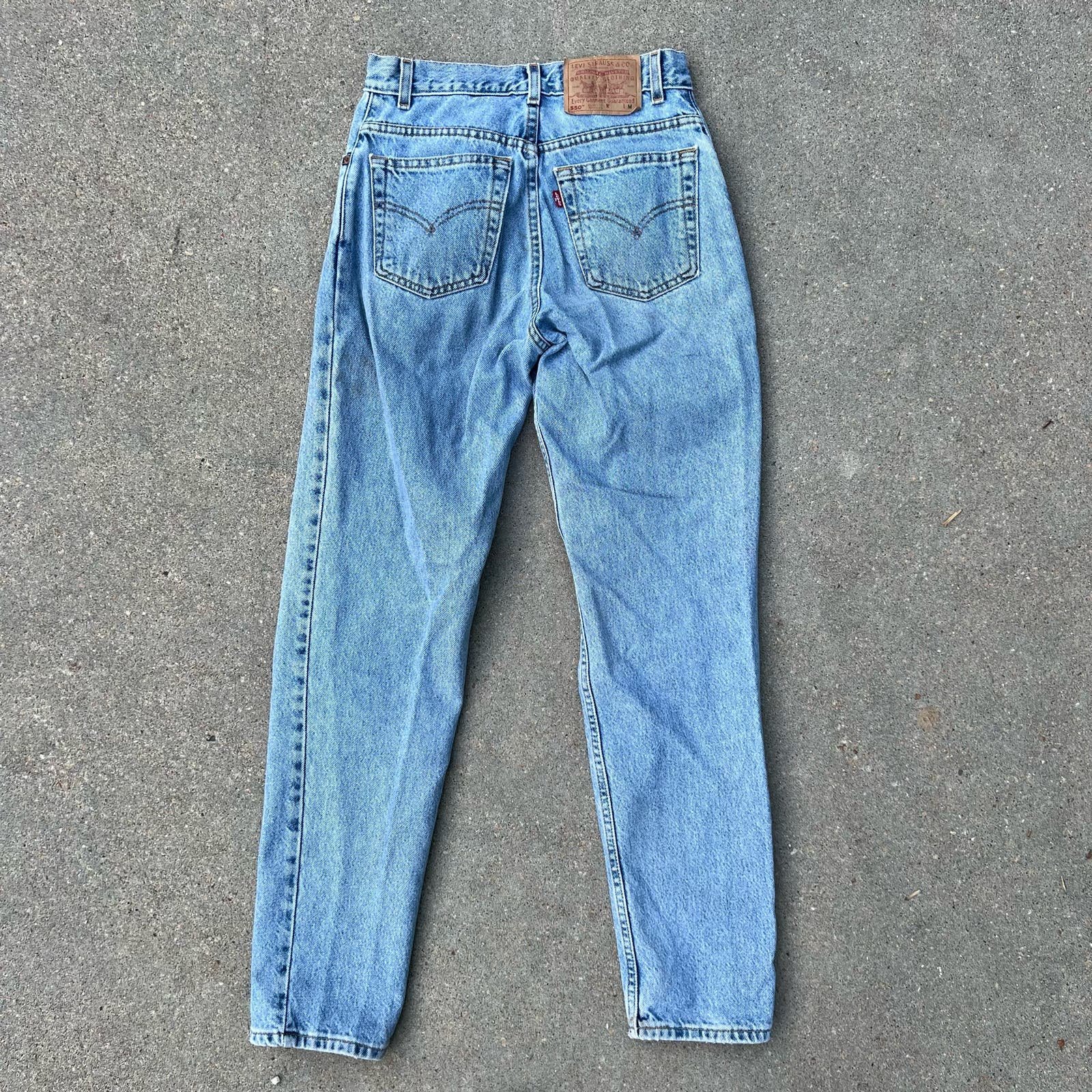 Exclusive Vintage Y2K Levi’s 550 relax fit tapered leg jeans Ladies 5 Jr M osMh2sxEN Hot Sale
