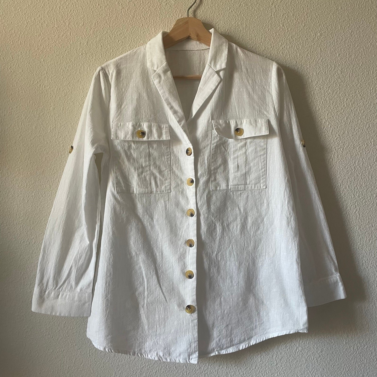 Perfect White cotton button up shirt ONURDAwOS High Quaity