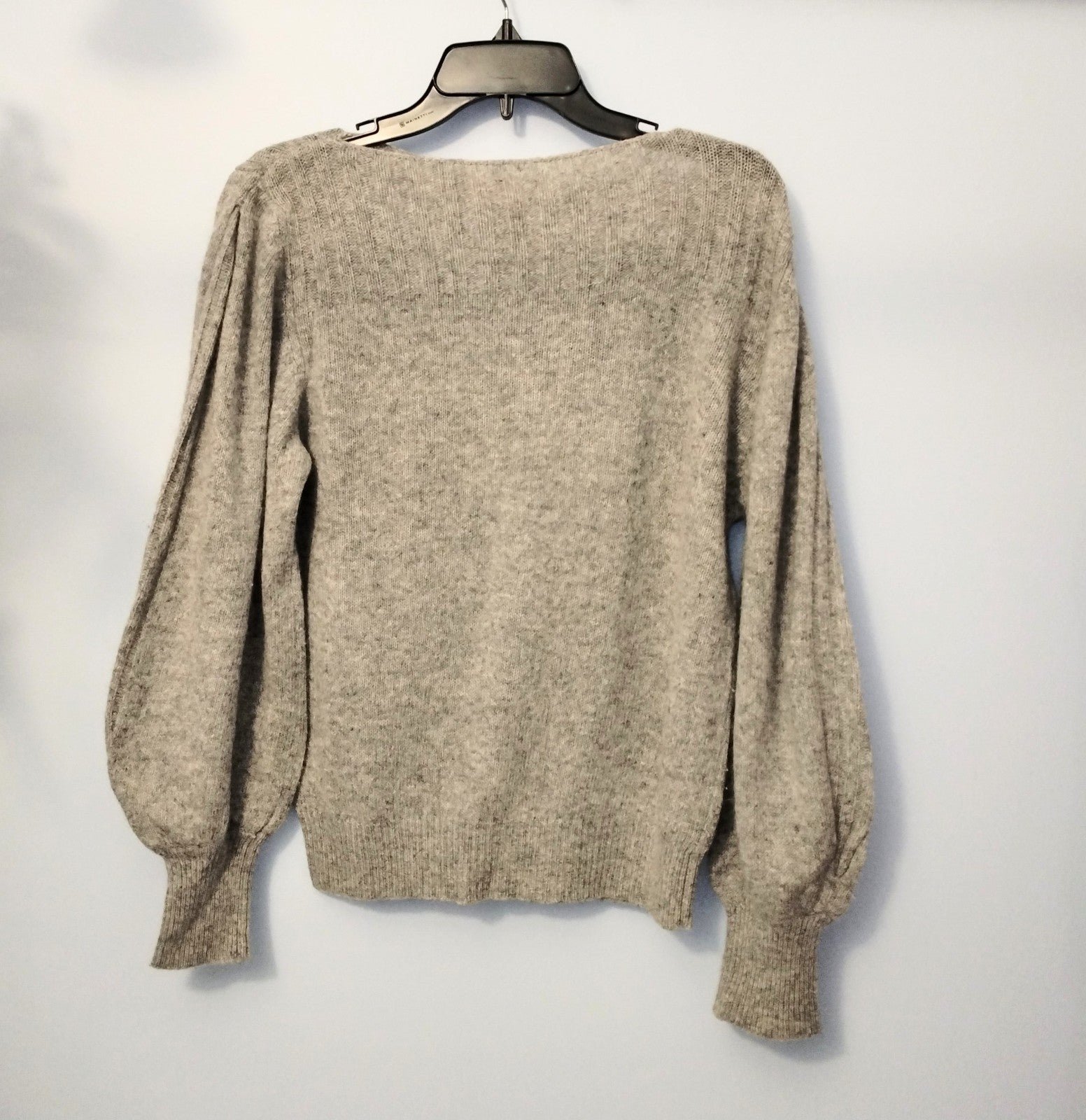 Perfect Ellen Tracy Vintage Sweater. Light Gray Boat Ne