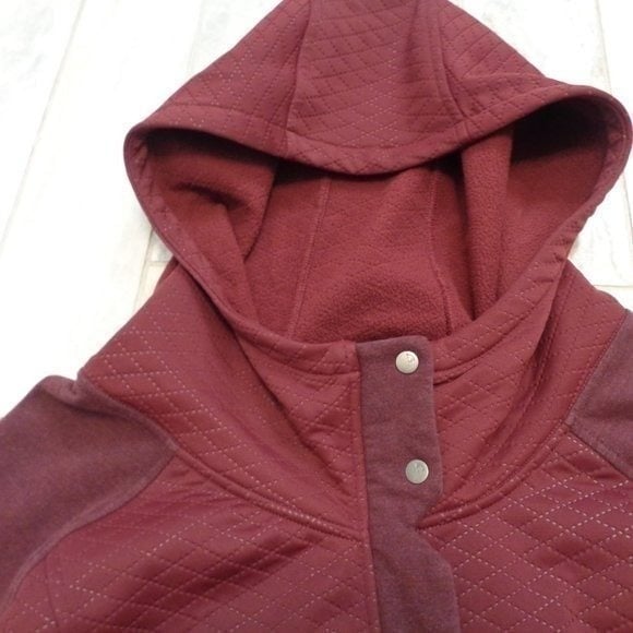 reasonable price NEW The North Face women´s medium Burgundy 3/4 length coat. MSRP $250 KF74HGqnW no tax