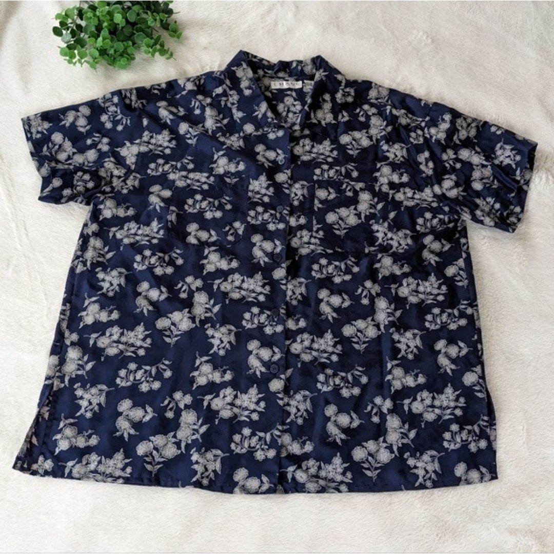 Amazing Chaus Vintage 100% silk floral blouse size 16 n