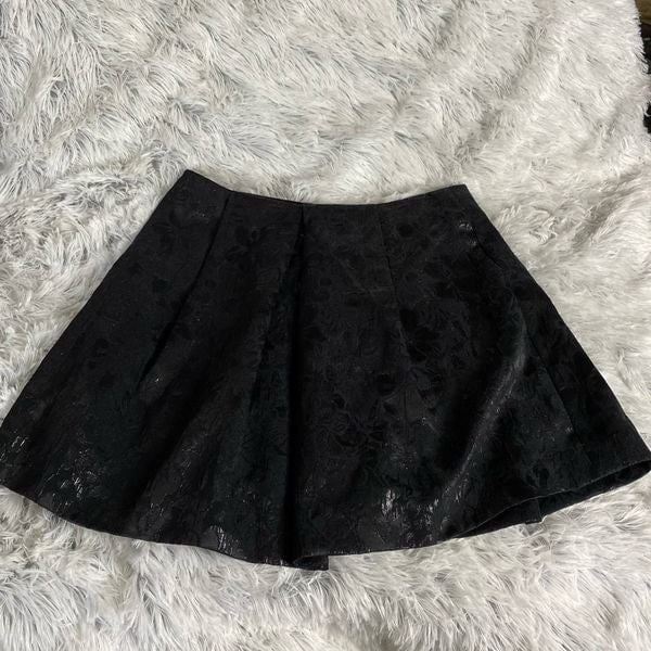 Amazing DKNYC Black Shiny Pleated Mini Skirt McRr2kTAJ US Outlet