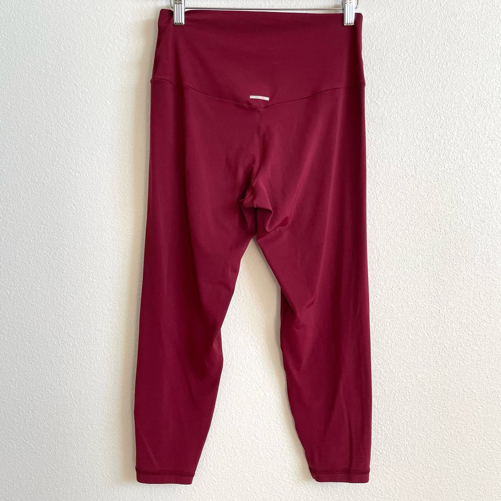 large selection Aerie Red High Waisted Cropped Leggings Women´s Large Short H4TIIeB78 Everyday Low Prices