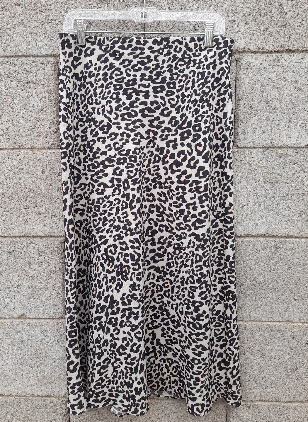 Discounted Loft Leopard Print Midi Skirt GD8YcG73F Chea