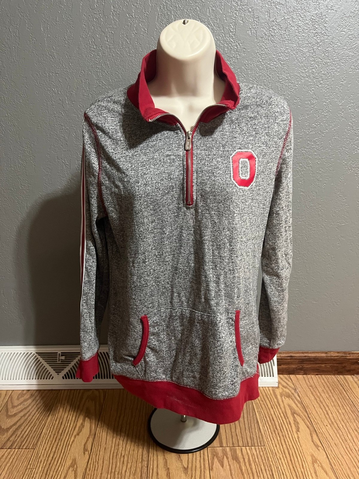 Special offer  Ohio State Buckeyes Quarter Zip Large Fr